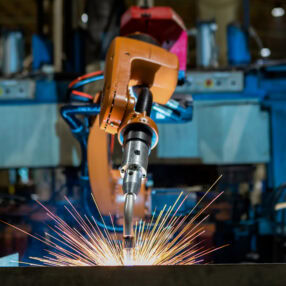 Welding & Robotic Welding Welding & Robotic Welding